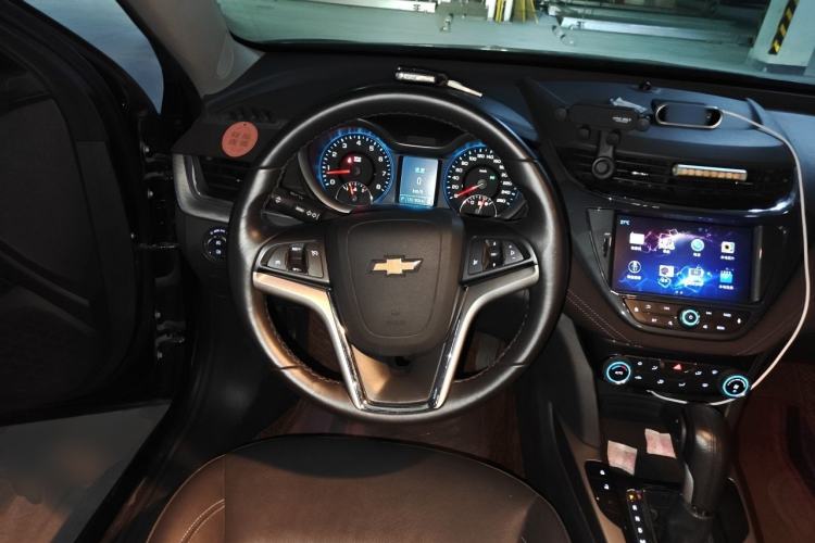 Used Chevrolet Malibu 2016 2.0L Automatic Luxury Edition Steering Wheel