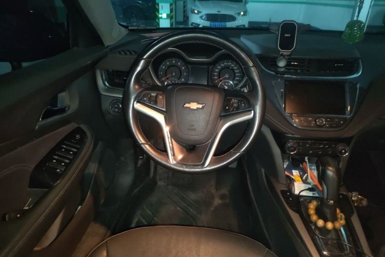 Used Chevrolet Malibu 2016 2.0L Automatic Luxury Edition Steering Wheel