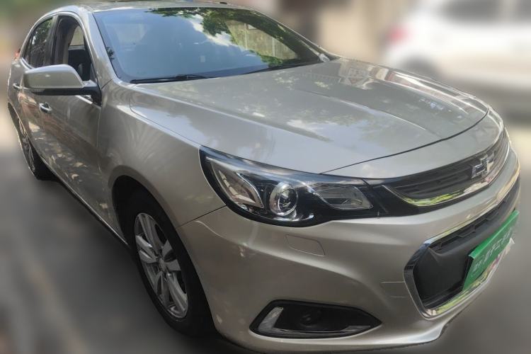 Used Chevrolet Malibu 2016 1.6T Automatic Luxury Edition Front Right 45 Deg