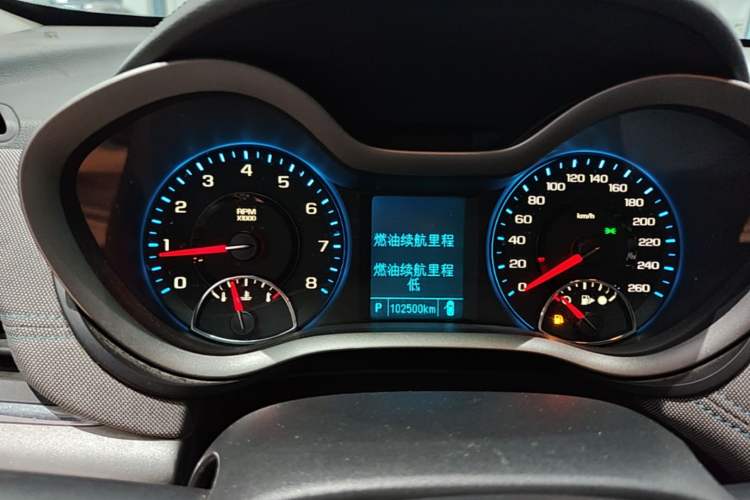 Used Chevrolet Malibu 2016 1.6T Automatic Comfort Edition Instrument Cluster