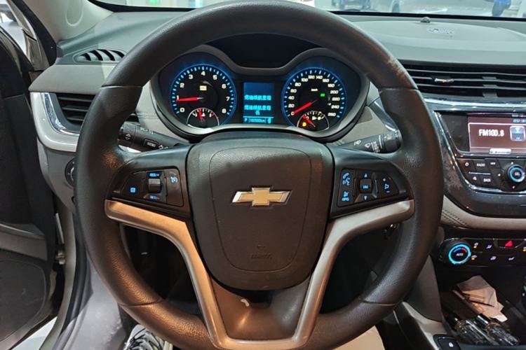 Used Chevrolet Malibu 2016 1.6T Automatic Comfort Edition Steering Wheel