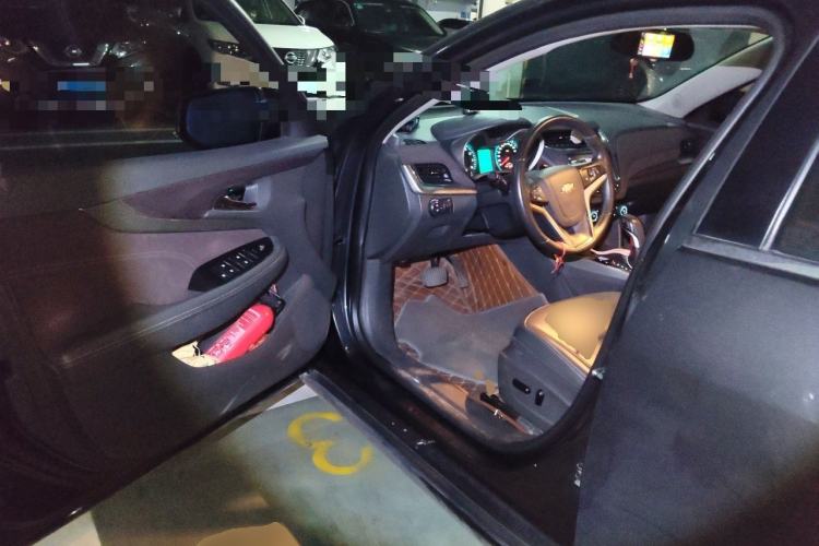 Used Chevrolet Malibu 2016 2.0L Automatic Luxury Edition Driver Seat