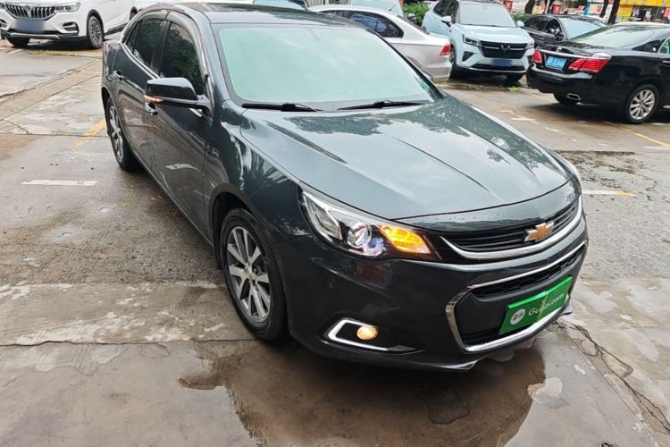 Used Chevrolet Malibu 2016 2.0L Automatic Luxury Edition Front Right 45 Deg