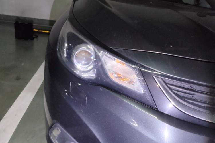 Used Chevrolet Malibu 2016 2.0L Automatic Luxury Edition Right Front Headlight