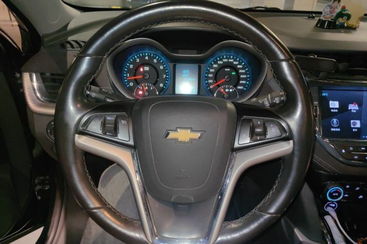 Used Chevrolet Malibu 2016 2.0L Automatic Luxury Edition Steering Wheel