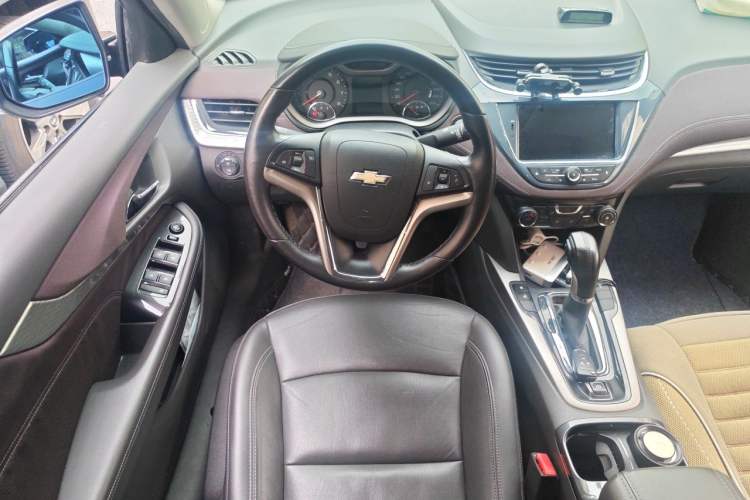 Used Chevrolet Malibu 2016 2.0L Automatic Luxury Edition Steering Wheel