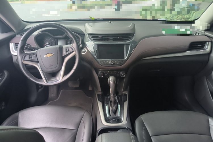Used Chevrolet Malibu 2016 2.0L Automatic Luxury Edition Center Console