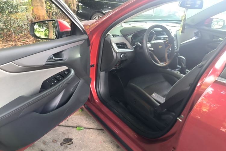 Used Chevrolet Malibu 2016 2.0L Automatic Comfort Edition Driver Seat