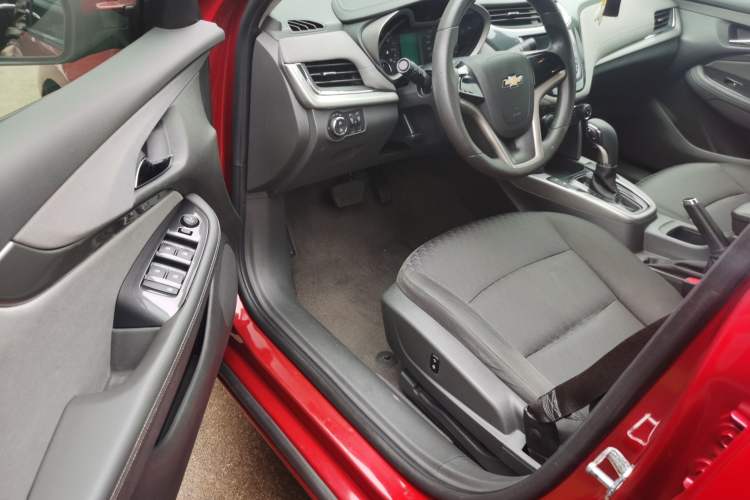 Used Chevrolet Malibu 2016 2.0L Automatic Comfort Edition Driver Seat