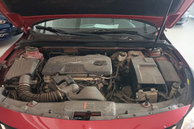 Used Chevrolet Malibu 2016 2.0L Automatic Luxury Edition Engine Bay