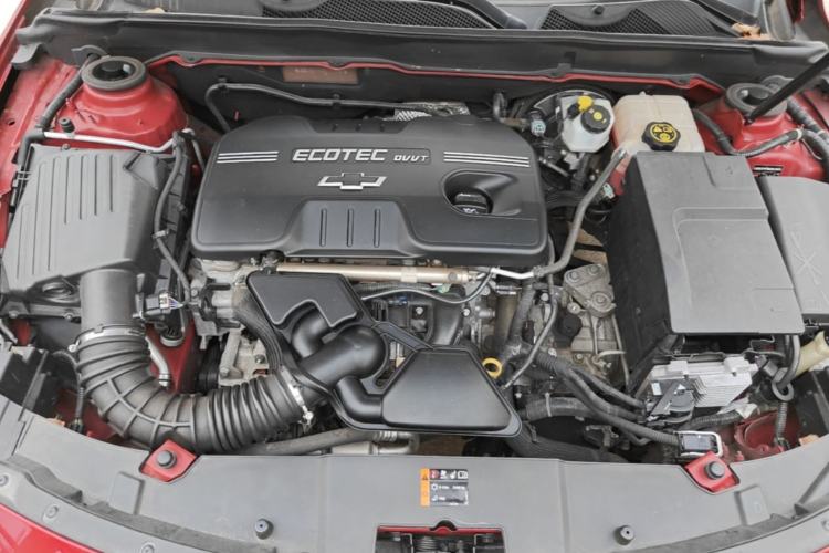 Used Chevrolet Malibu 2016 2.0L Automatic Luxury Edition Engine Bay