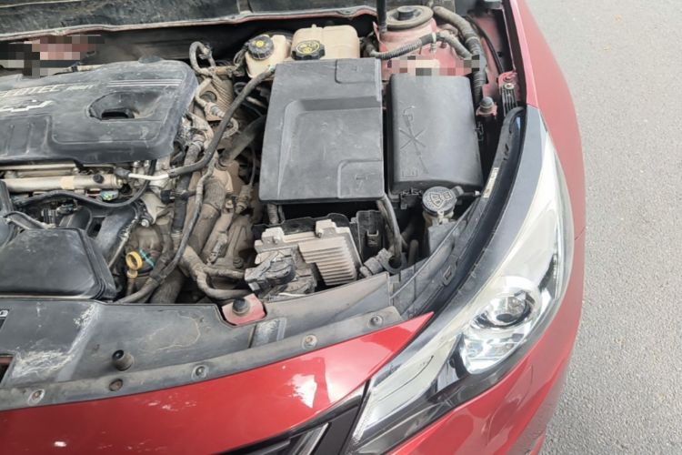Used Chevrolet Malibu 2016 2.0L Automatic Luxury Edition Engine Bay Left
