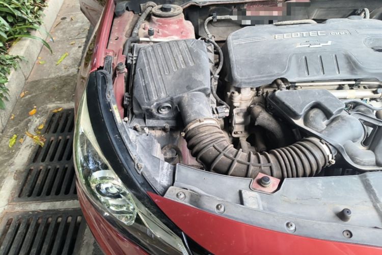 Used Chevrolet Malibu 2016 2.0L Automatic Luxury Edition Engine Bay Right