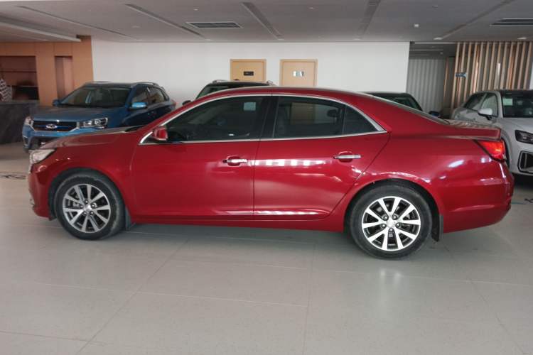 Used Chevrolet Malibu 2016 2.0L Automatic Luxury Edition Exterior 3