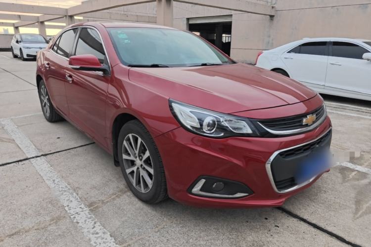 Used Chevrolet Malibu 2016 2.0L Automatic Luxury Edition Front Right 45 Deg