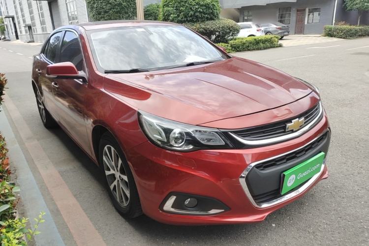 Used Chevrolet Malibu 2016 2.0L Automatic Luxury Edition Front Right 45 Deg