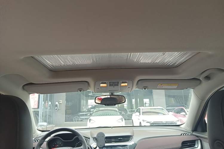 Used Chevrolet Malibu 2016 1.6T Automatic Luxury Edition Headliner