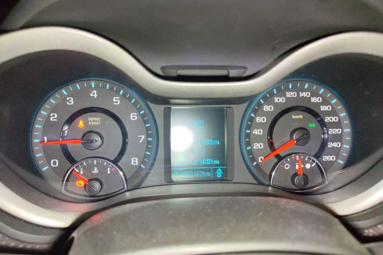 Used Chevrolet Malibu 2016 2.0L Automatic Luxury Edition Instrument Cluster
