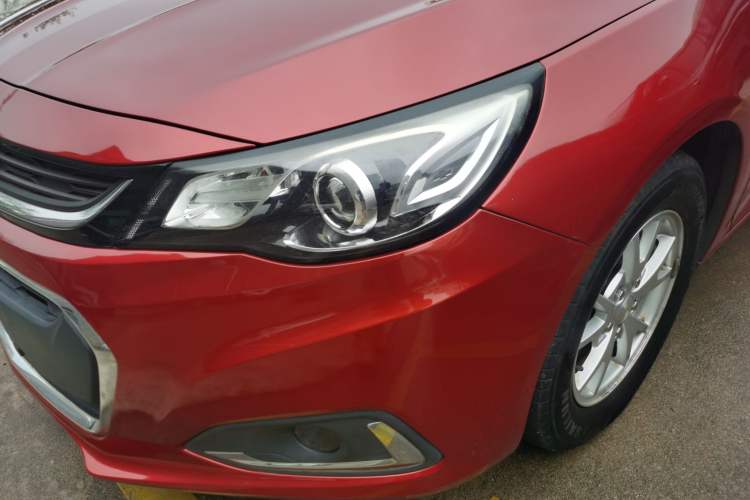 Used Chevrolet Malibu 2016 2.0L Automatic Comfort Edition Left Front Headlight