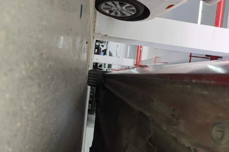 Used Chevrolet Malibu 2016 2.0L Automatic Luxury Edition Left Side Sill