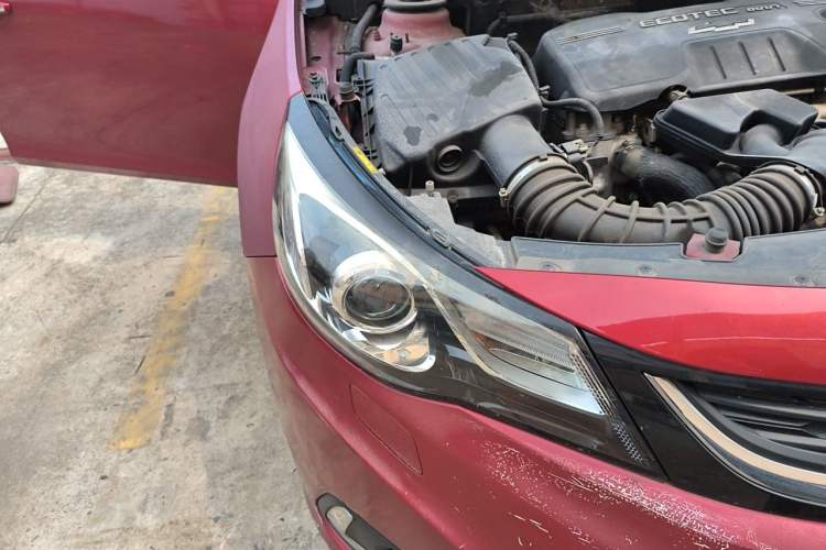 Used Chevrolet Malibu 2016 2.0L Automatic Luxury Edition Right Front Headlight