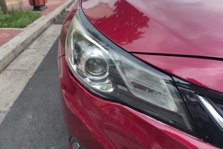 Used Chevrolet Malibu 2016 2.0L Automatic Luxury Edition Right Front Headlight