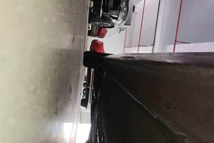 Used Chevrolet Malibu 2016 2.0L Automatic Luxury Edition Right Side Sill