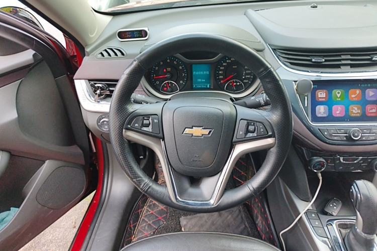 Used Chevrolet Malibu 2016 2.4L Automatic Luxury Edition Steering Wheel