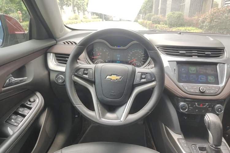 Used Chevrolet Malibu 2016 2.0L Automatic Luxury Edition Steering Wheel