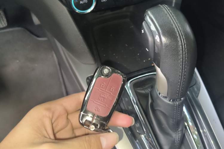 Used Chevrolet Malibu 2016 2.0L Automatic Luxury Edition Vehicle Key