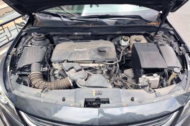 Used Chevrolet Malibu 2016 2.0L Automatic Luxury Edition Engine Bay