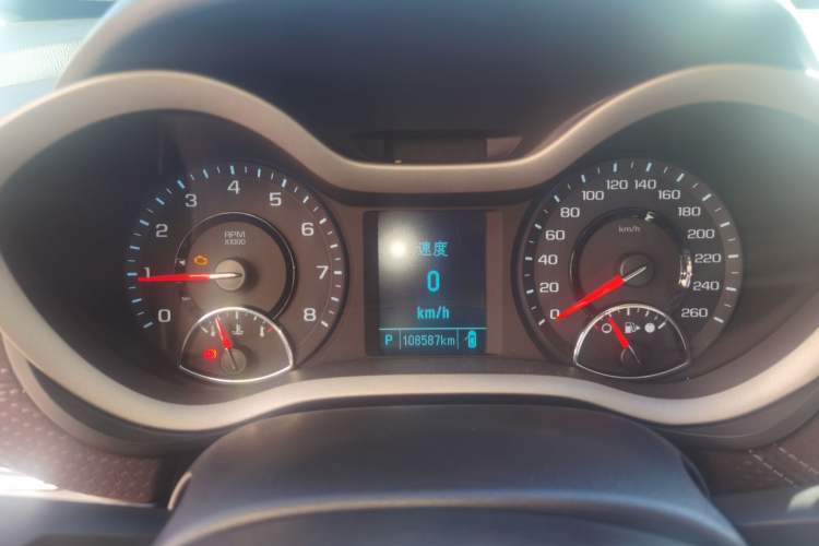 Used Chevrolet Malibu 2016 2.0L Automatic Luxury Edition Instrument Cluster