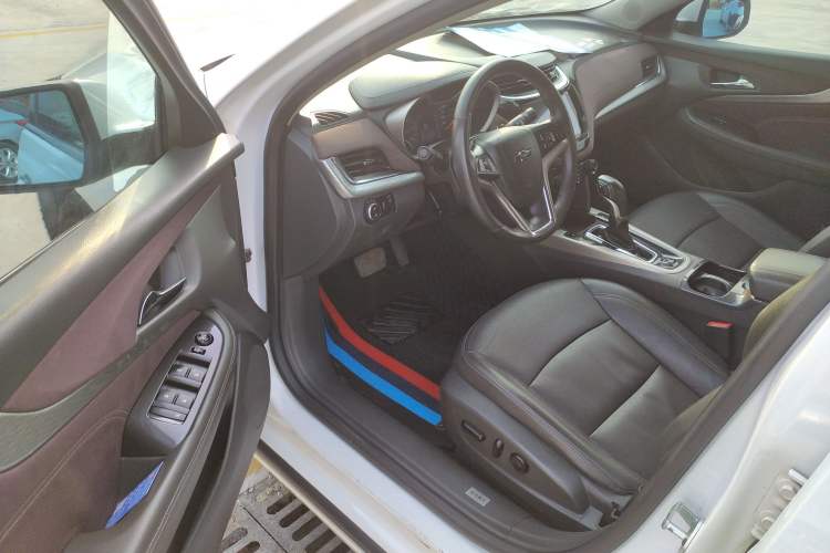 Used Chevrolet Malibu 2016 1.6T Automatic Luxury Edition Driver Seat