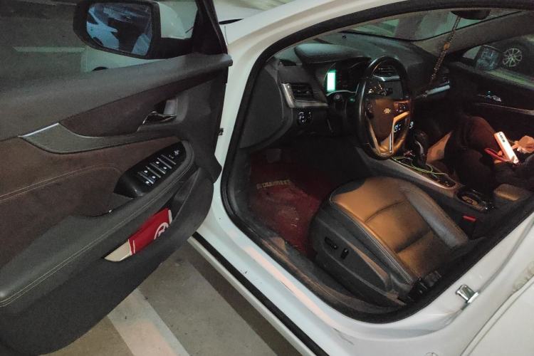 Used Chevrolet Malibu 2016 2.0L Automatic Luxury Edition Driver Seat