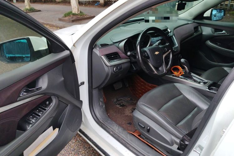 Used Chevrolet Malibu 2016 2.0L Automatic Luxury Edition Driver Seat