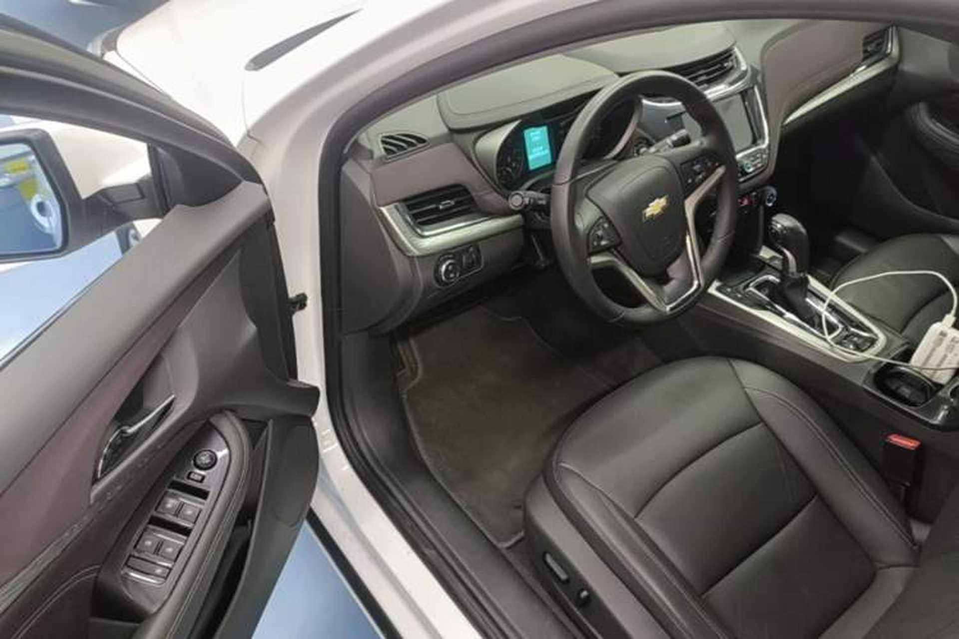 Used Chevrolet Malibu 2016 2.0L Automatic Luxury Edition Driver Seat