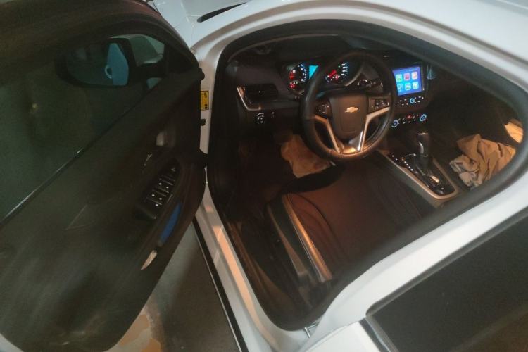 Used Chevrolet Malibu 2016 2.0L Automatic Luxury Edition Driver Seat