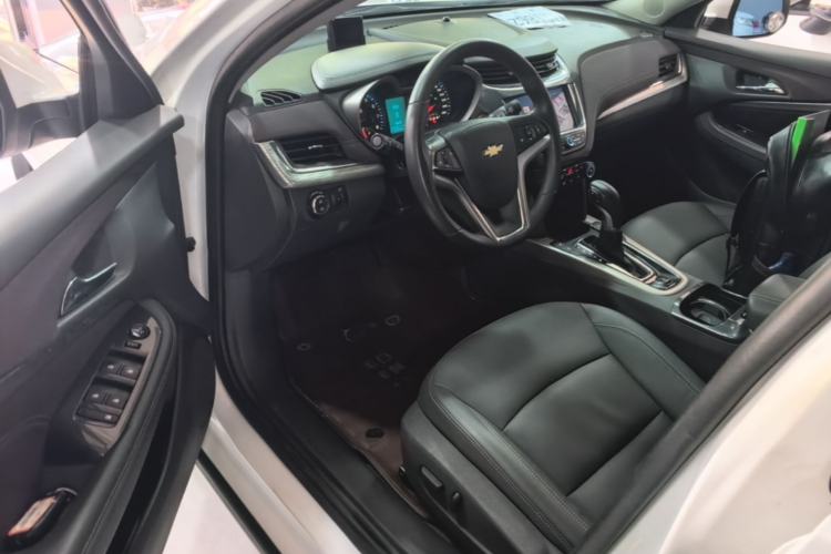 Used Chevrolet Malibu 2016 2.0L Automatic Luxury Edition Driver Seat