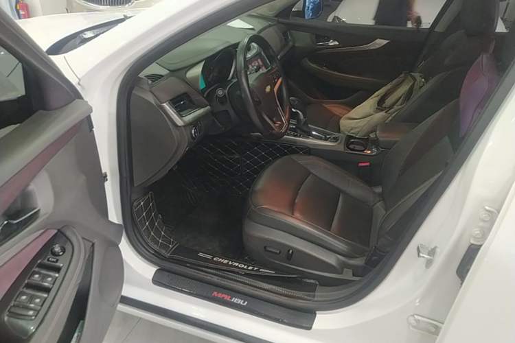 Used Chevrolet Malibu 2016 2.0L Automatic Luxury Edition Driver Seat