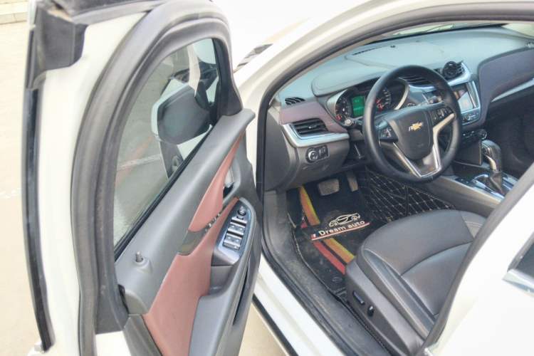 Used Chevrolet Malibu 2016 2.0L Automatic Luxury Edition Driver Seat