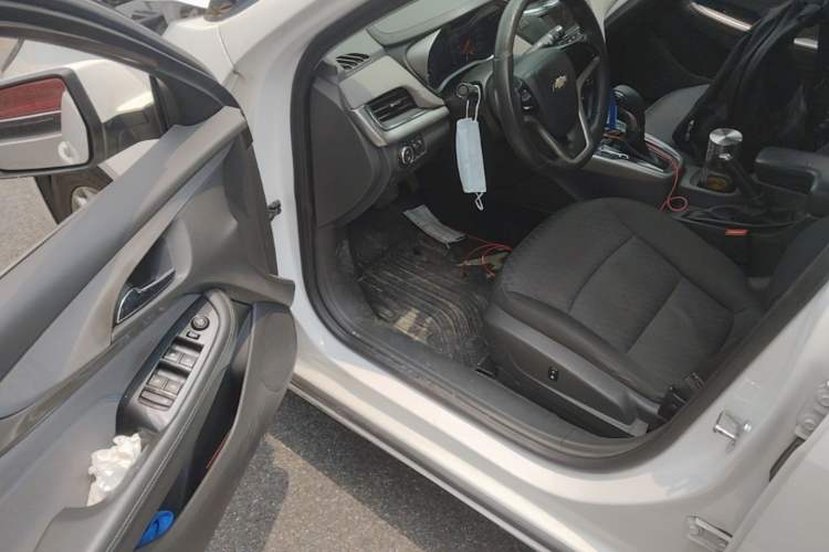Used Chevrolet Malibu 2016 1.6T Automatic Comfort Edition Driver Seat