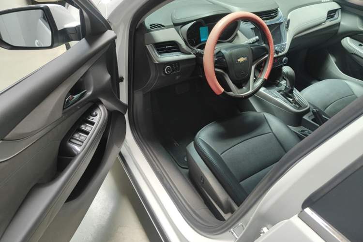 Used Chevrolet Malibu 2016 1.6T Automatic Comfort Edition Driver Seat