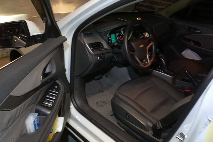 Used Chevrolet Malibu 2016 1.6T Automatic Comfort Edition Driver Seat