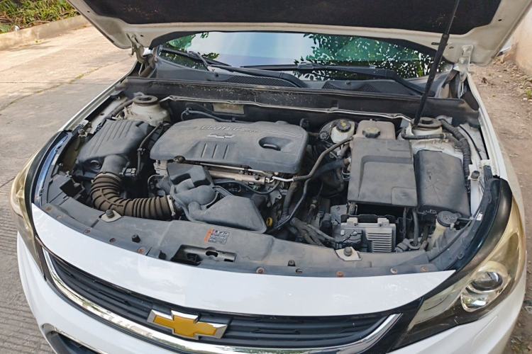 Used Chevrolet Malibu 2016 2.0L Automatic Luxury Edition Engine Bay