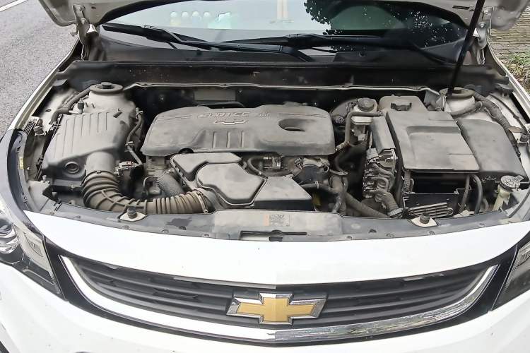 Used Chevrolet Malibu 2016 2.4L Automatic Luxury Edition Engine Bay