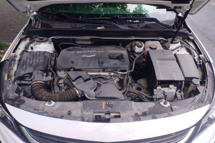 Used Chevrolet Malibu 2016 2.0L Automatic Luxury Edition Engine Bay