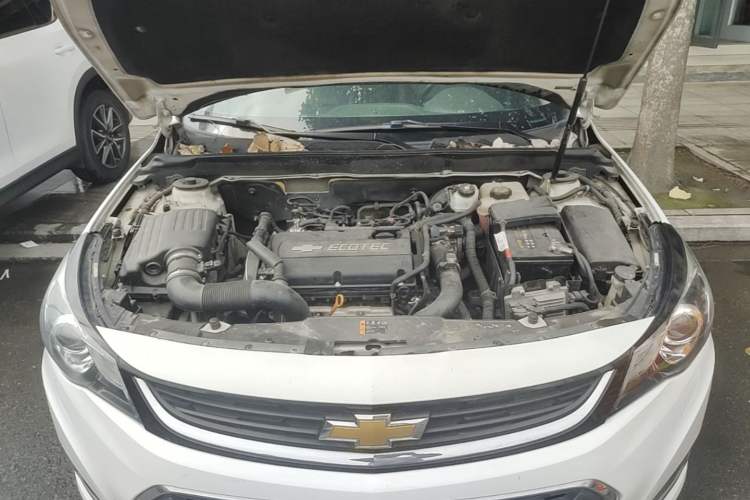 Used Chevrolet Malibu 2016 1.6T Automatic Luxury Edition Engine Bay