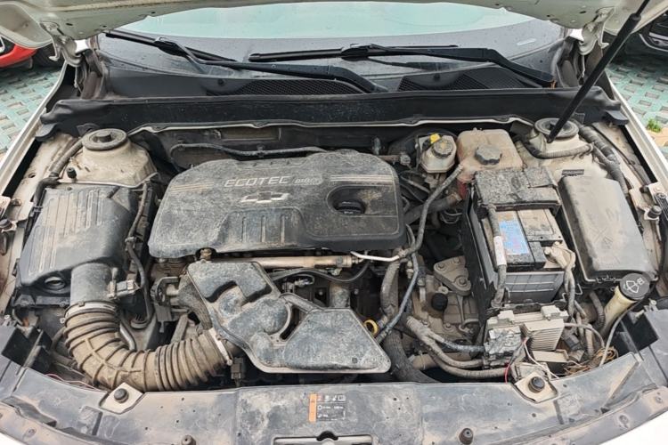 Used Chevrolet Malibu 2016 2.0L Automatic Luxury Edition Engine Bay