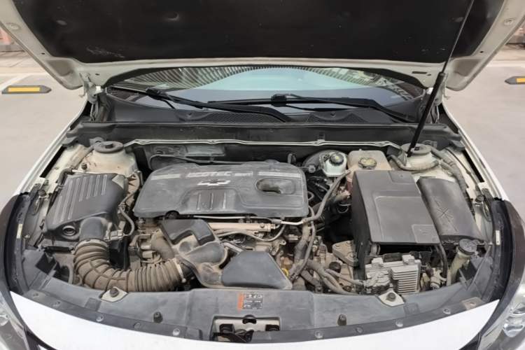 Used Chevrolet Malibu 2016 2.0L Automatic Luxury Edition Engine Bay