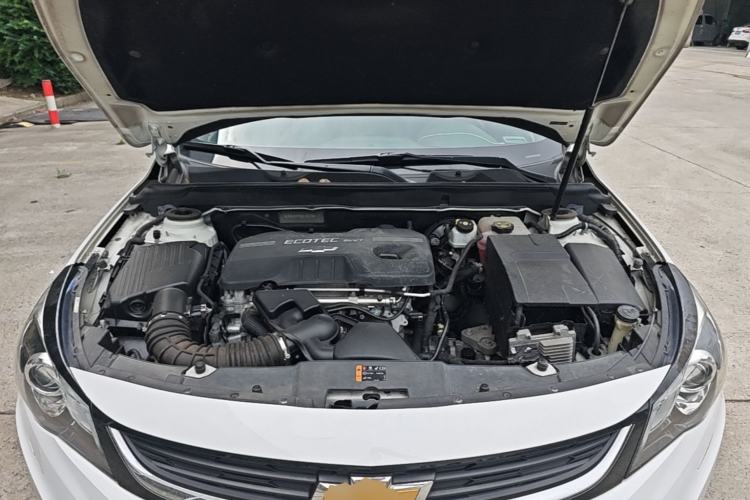 Used Chevrolet Malibu 2016 2.0L Automatic Luxury Edition Engine Bay